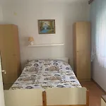 Zlotrg * Vodice