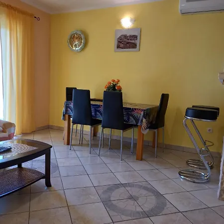 Apartment Zlotrg