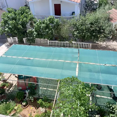 Zlotrg Apartment Vodice
