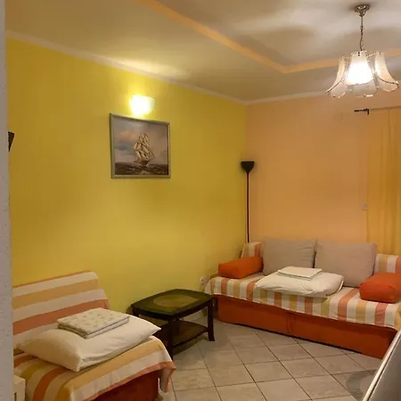 Zlotrg Apartment Vodice