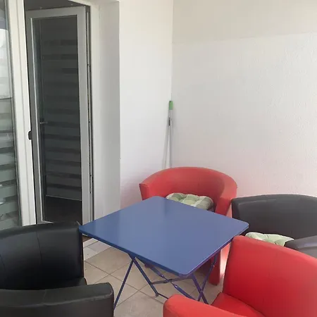 Apartamento Zlotrg Vodice